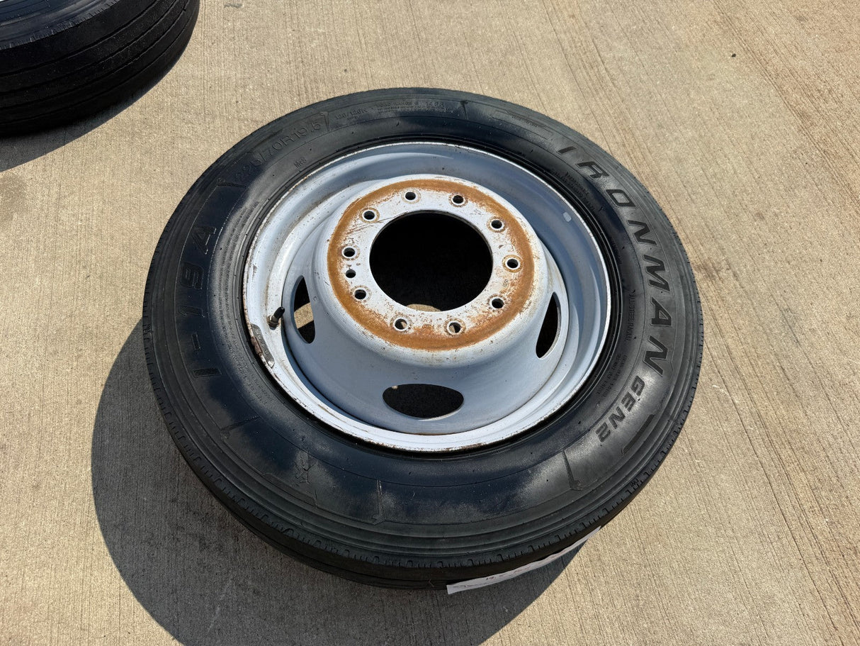 19.5" Ford F-450 Dually F-550 rim RAM 4500 OEM 10x225 spare Texas Truck Tire