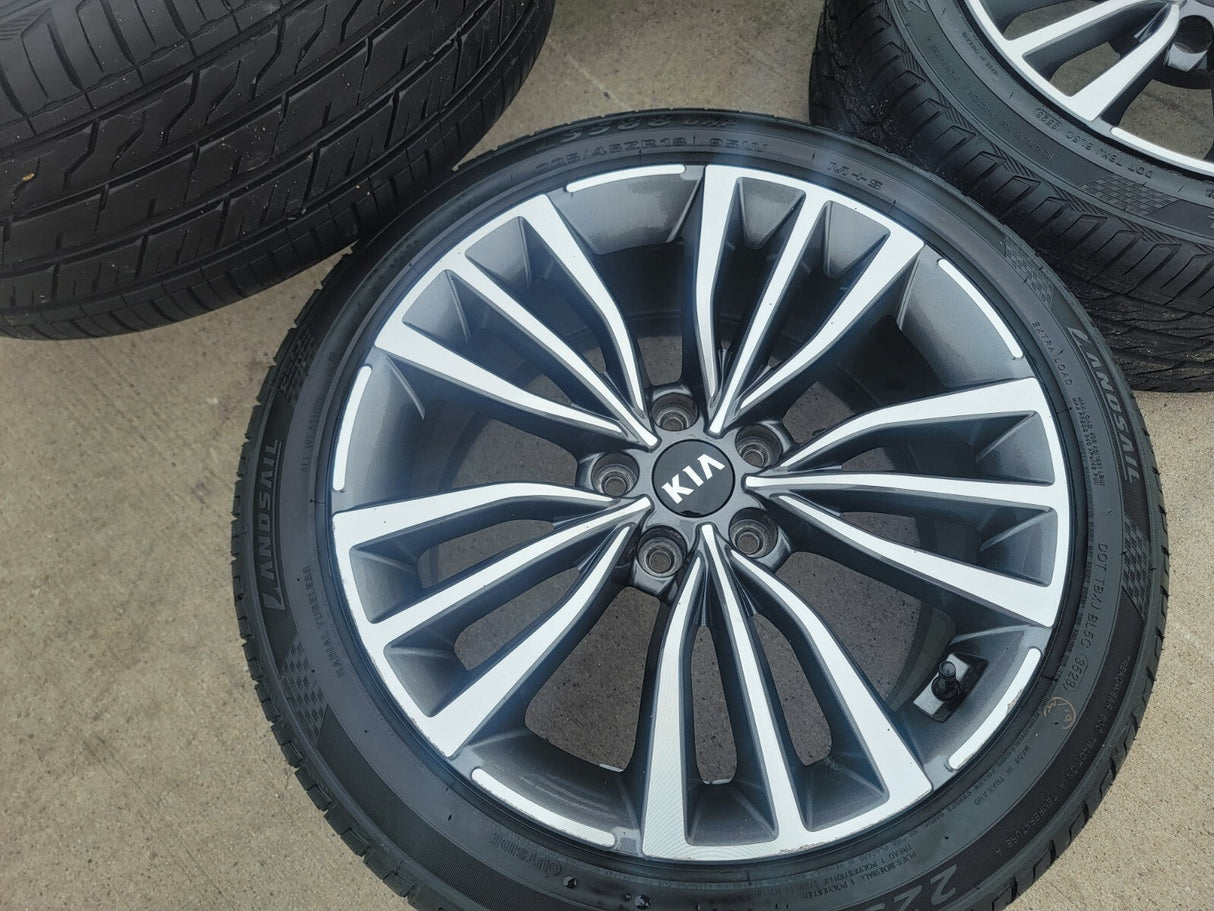 18" Kia Stinger Optima K5 Forte OEM 74773 wheels rims Texas Truck Tire