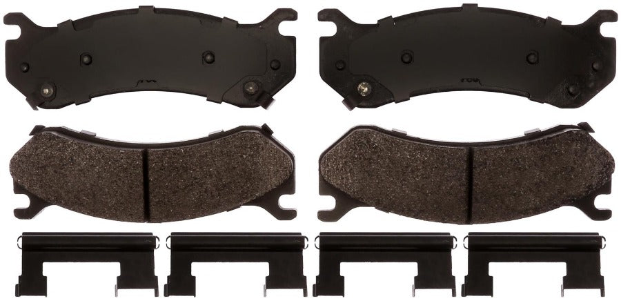 New V6 Front Brake Pad Set. 10118