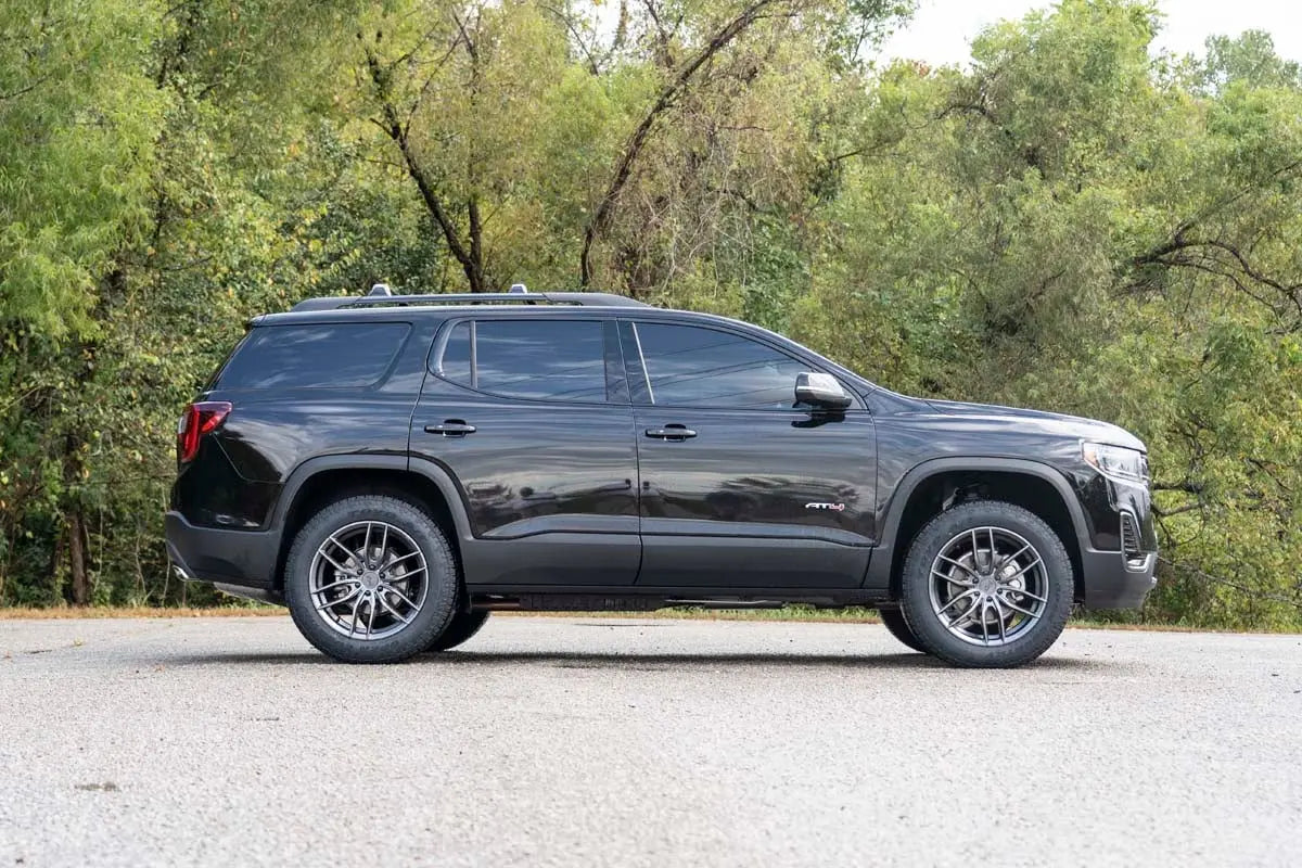 Rough Country 1.5 Inch Leveling Kit GMC Acadia 2WD/4WD 2017-2023 11005