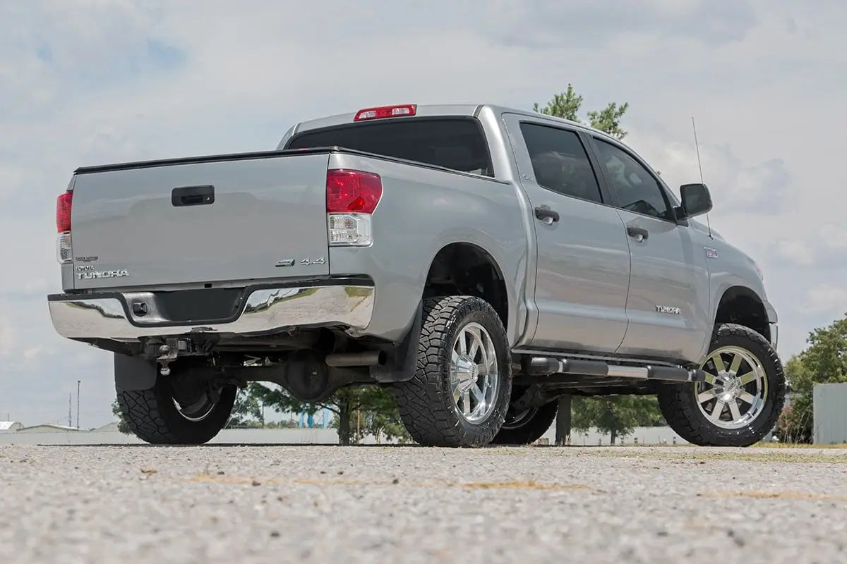Rough Country 3.5 Inch Bolt-On Lift Kit Toyota Tundra 2WD/4WD 2007-2021 76830