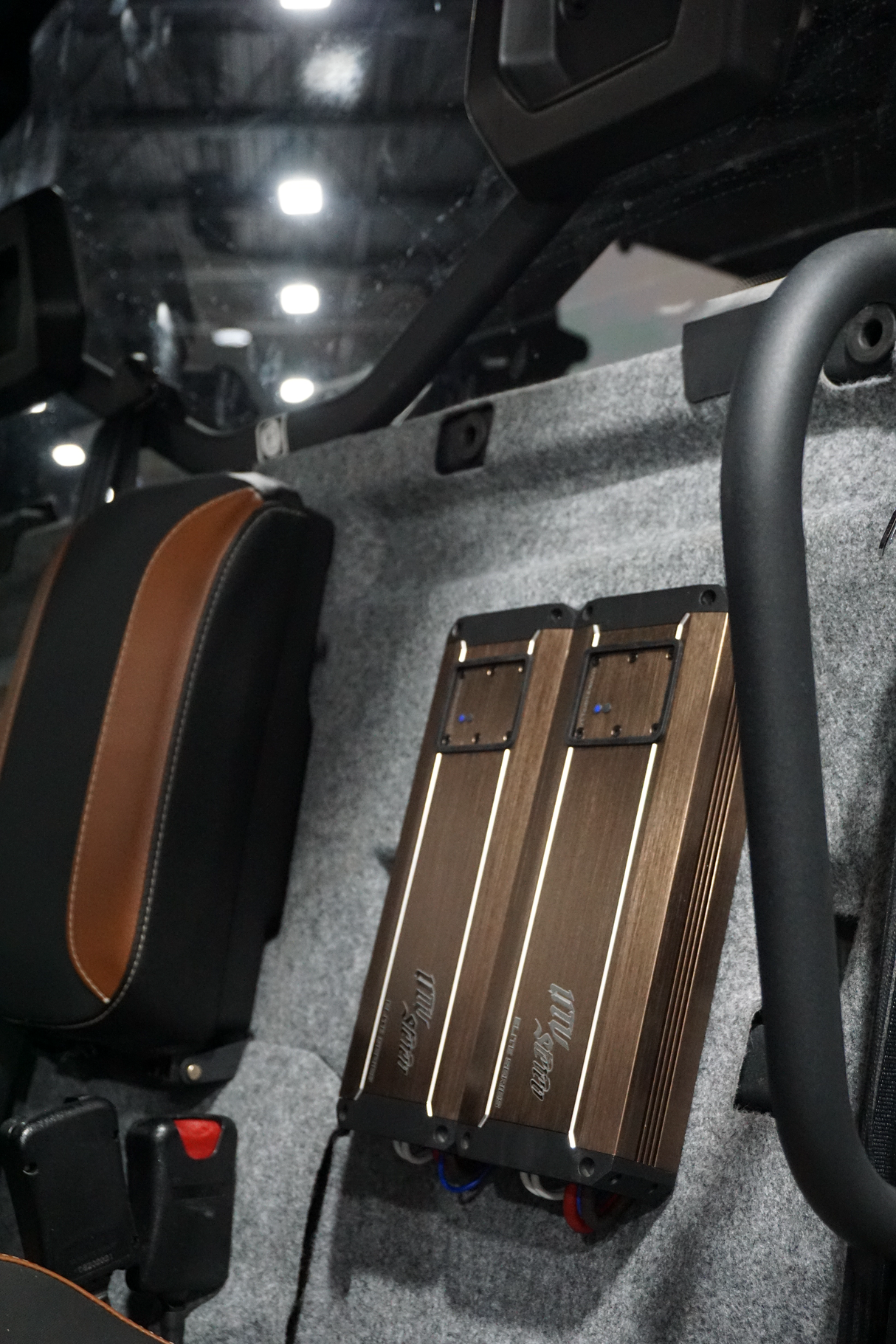 Elite Series 1600W 5-Channel Amplifier | UTVS-E1600.5D UTV Stereo