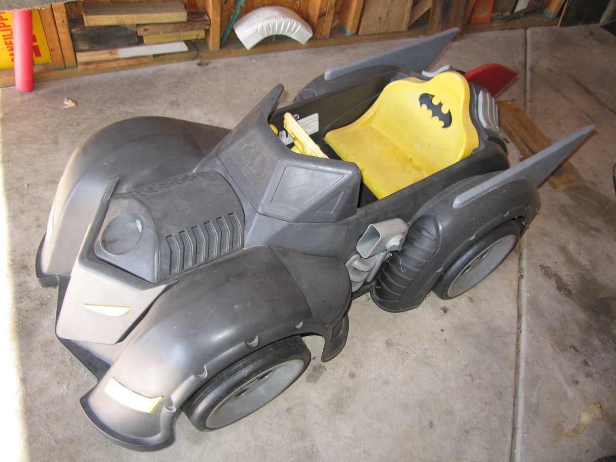 6V Battery-Powered Kids Ride-On Car Bat-Man Style with Cool Black Fins