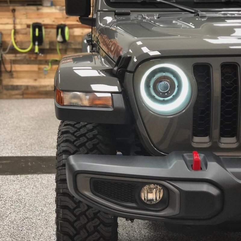 Oracle Oculus BiLED Projector Headlights for Jeep JL/Gladiator JT Satin Silver 5500K