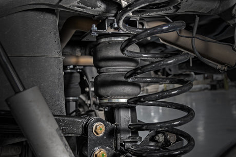 Air Spring Kit w/compressor Wireless Controller Stock Height Ram 1500 (10-18 & Classic) Rough Country