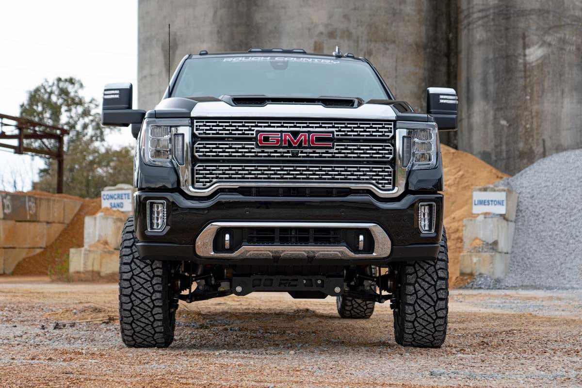 7 Inch Lift Kit NTD Silverado/Sierra 2500HD/3500HD 4WD (20-26) Rough Country