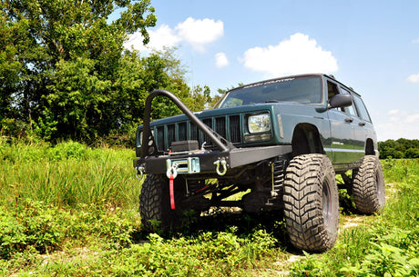 Front Winch Bumper Jeep Cherokee XJ 2WD/4WD (1984-2001) Rough Country