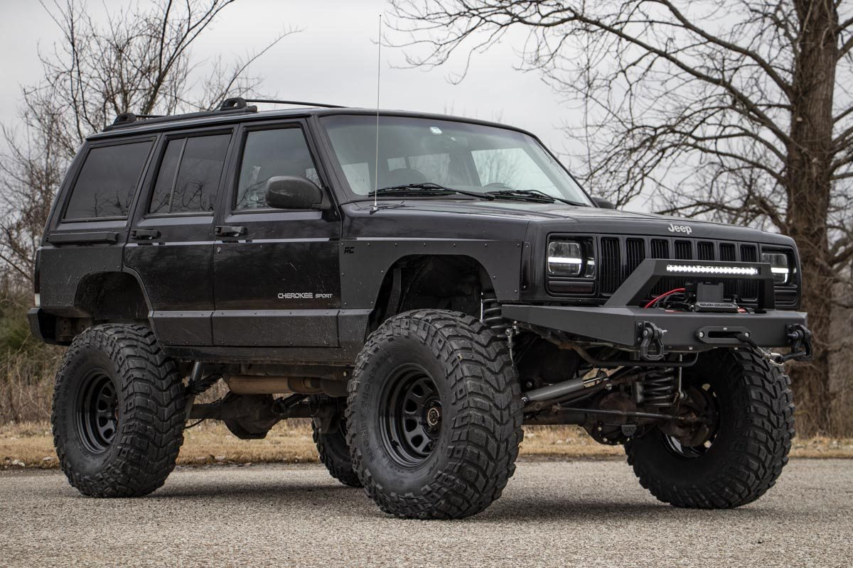 Lower Door Armor 4 Door Jeep Cherokee XJ 2WD/4WD (1984-2001) Rough Country