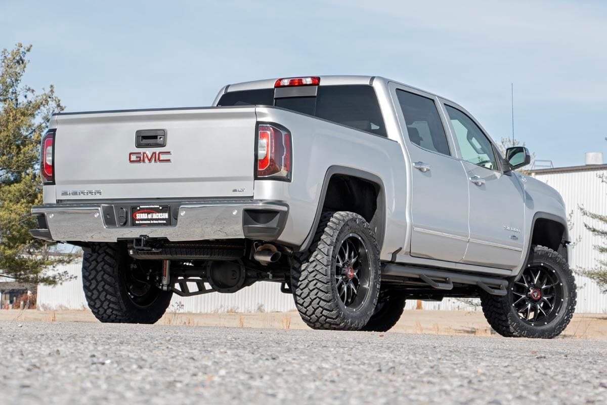 Traction Bar Kit Silverado/Sierra 1500 4WD (2007-2018 & Classic) Rough Country
