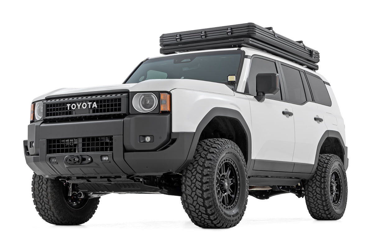 Hidden Winch Mount Yellow SAE PRO9500S Toyota Land Cruiser 4WD (24-26) Rough Country