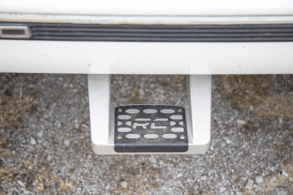 Single Hoop Step Universal Alum Pair Multiple Makes & Models (Chevy/Ford/GMC/Ram) Rough Country