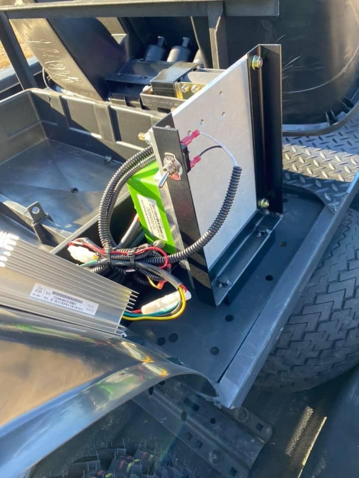 Navitas TXT style chassis with 600A 5KW AC kits
