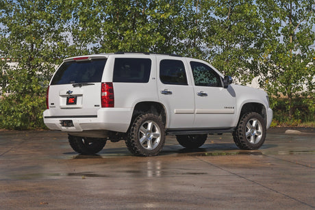 3.5 Inch Lift Kit Forged UCAs Chevy/GMC SUV 1500 2WD/4WD (2007-2020) Rough Country