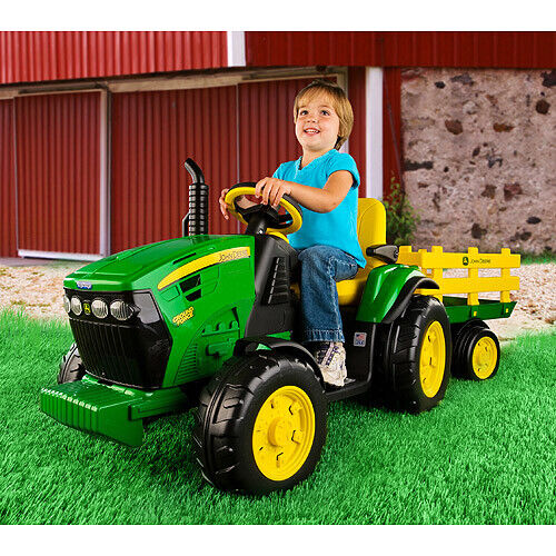 2-Speed Kids Tractor Ride-On Toy Car with FM Radio for Outdoor Play in the Lawn or Backyard