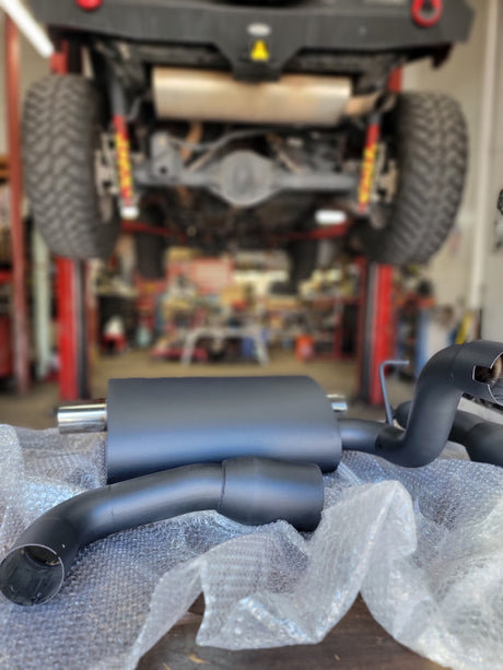 2007-2017 Jeep Wrangler JK (3.6L / 3.8L) & 2018-2023 Jeep Wrangler JL (2.0L / 3.6L) Axle-Back Exhaust System Flashark