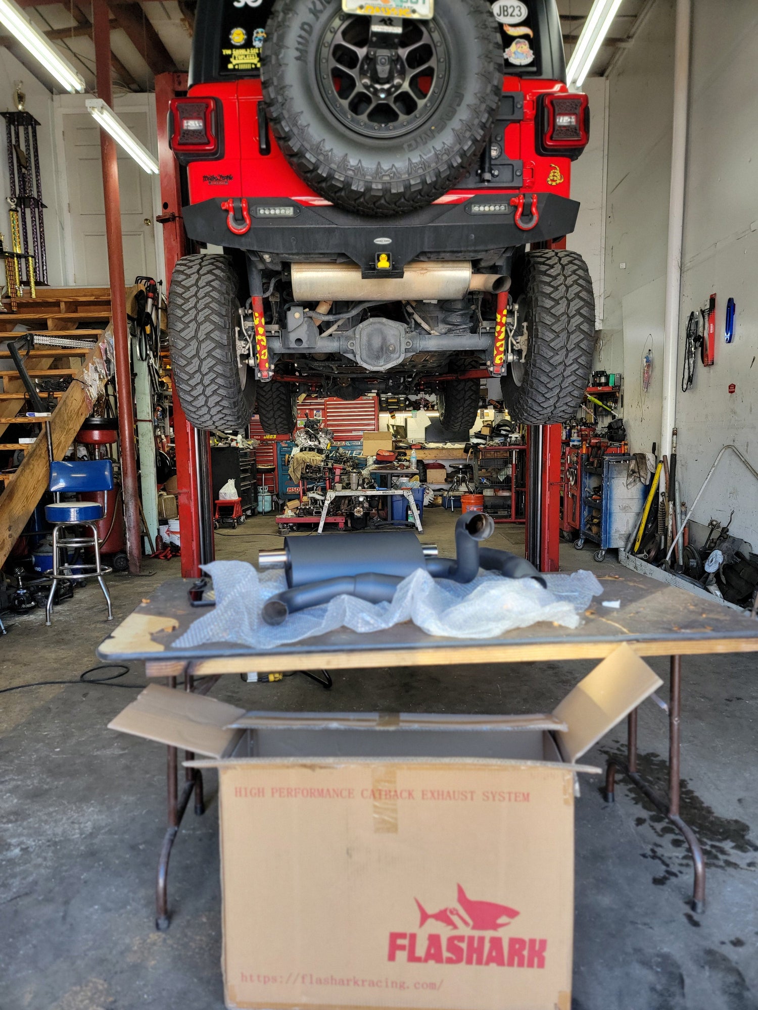 2007-2017 Jeep Wrangler JK (3.6L / 3.8L) & 2018-2023 Jeep Wrangler JL (2.0L / 3.6L) Axle-Back Exhaust System Flashark