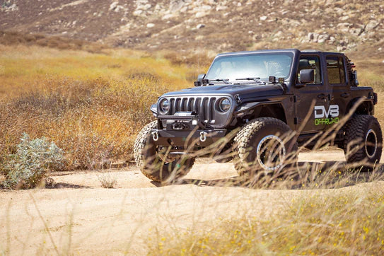 DV8 Offroad 07-18 Jeep JK, 18+ JL/ JT Jeep Wrangler Front Stubby Bumper