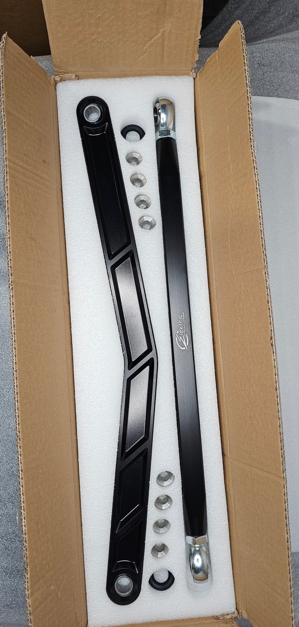 2020 to Current Polaris RZR Pro XP Radius Rods in Black Finish www.elektricoffroad.com