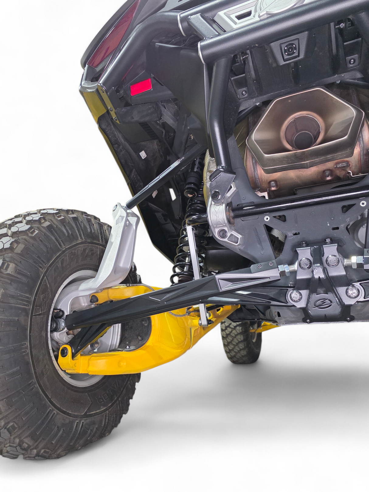 2024+ Can Am Maverick R High Clearance Adjustable Radius Rods (Anodized Black) www.elektricoffroad.com