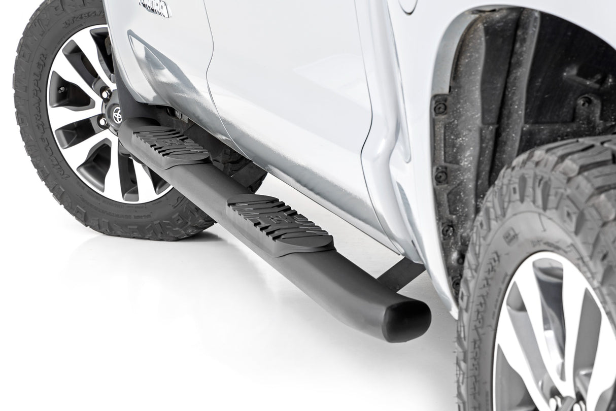 Oval Nerf Step Crew Cab Black Toyota Tundra 2WD/4WD (2007-2021) Rough Country
