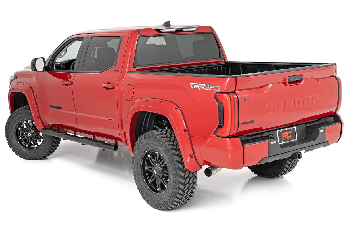 Oval Nerf Steps Crew Cab Black Toyota Tundra 2WD/4WD (2022-2026) Rough Country