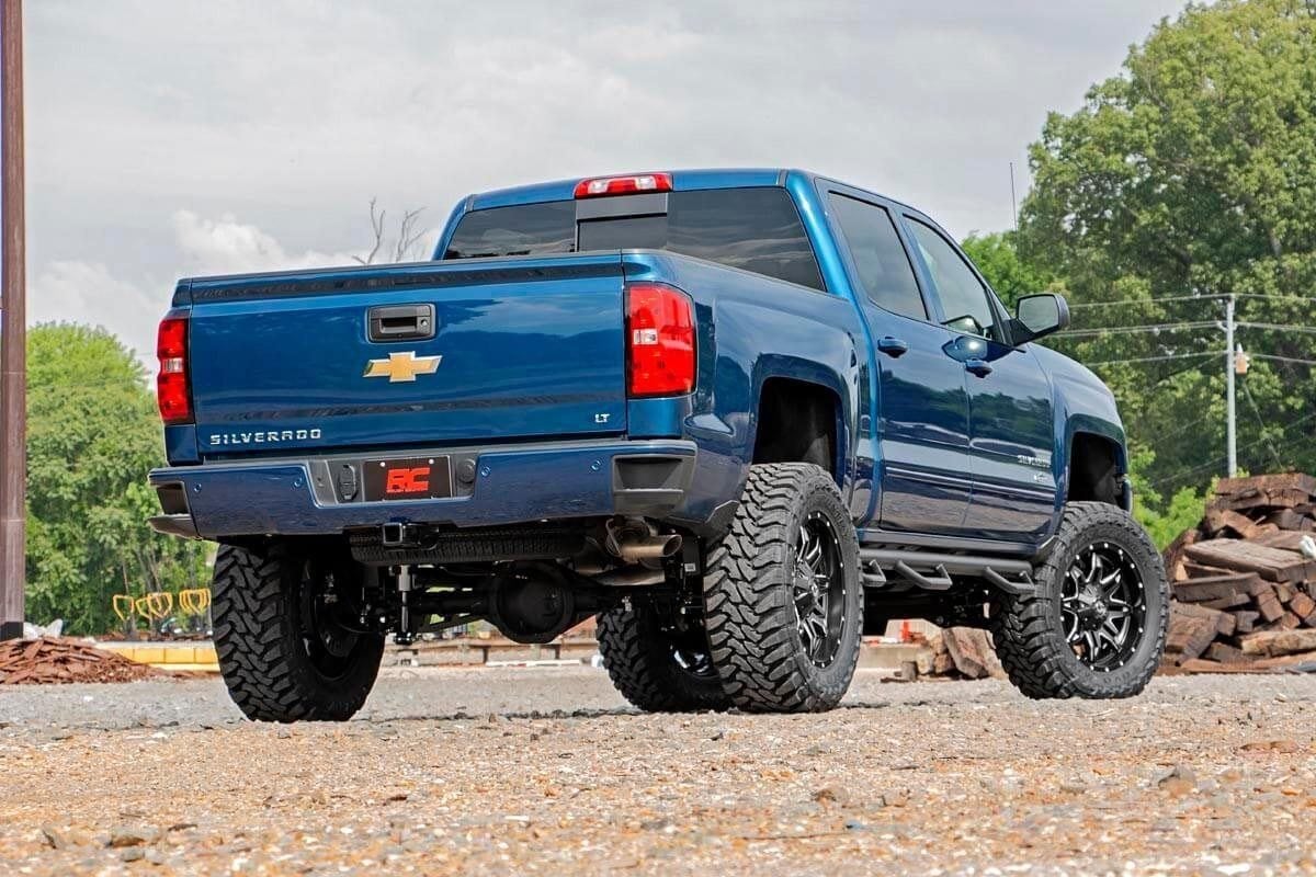 7 Inch Lift Kit Cast Steel Vertex Silverado/Sierra 1500 2WD (14-18 & Classic) Rough Country