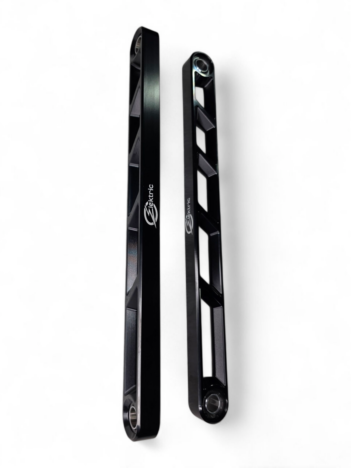 2024+ Can Am Maverick R Rear Sway Bar Links Anodized Black www.elektricoffroad.com