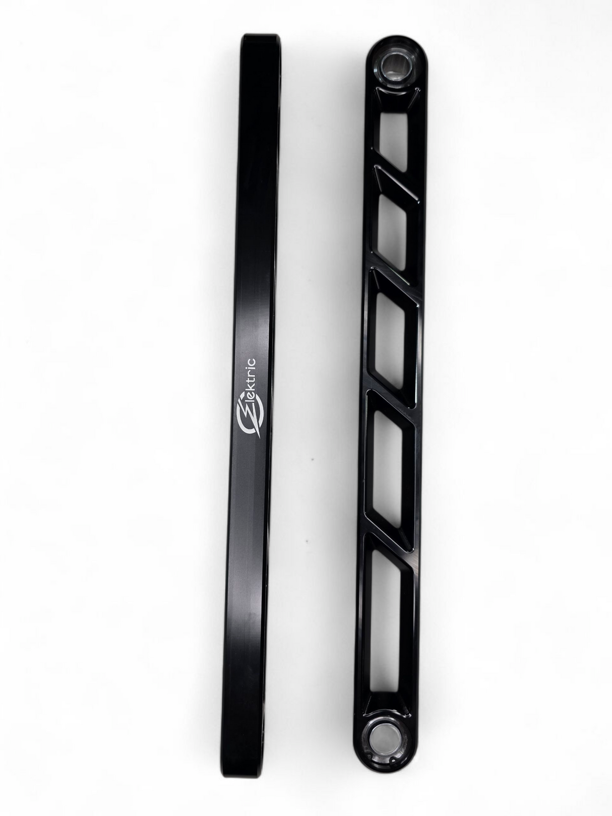2024+ Can Am Maverick R Rear Sway Bar Links Anodized Black www.elektricoffroad.com