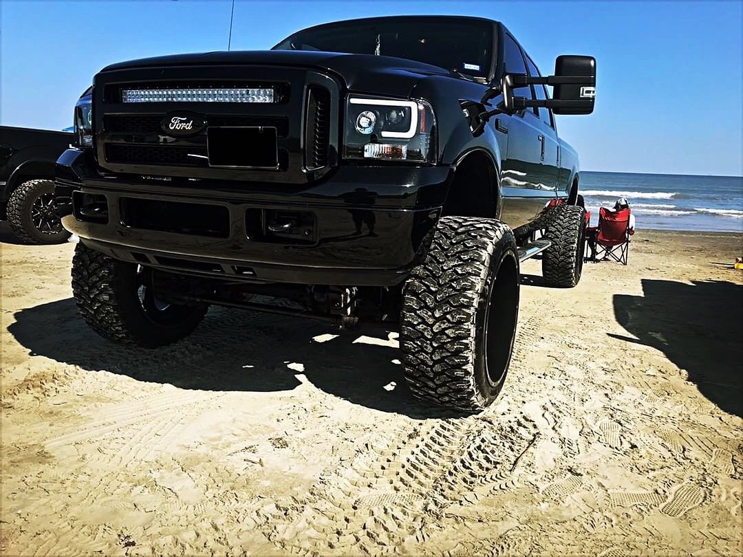 Ford Super Duty 05-07 Projector Headlights OLED Halos, DRL - Multiple Styles