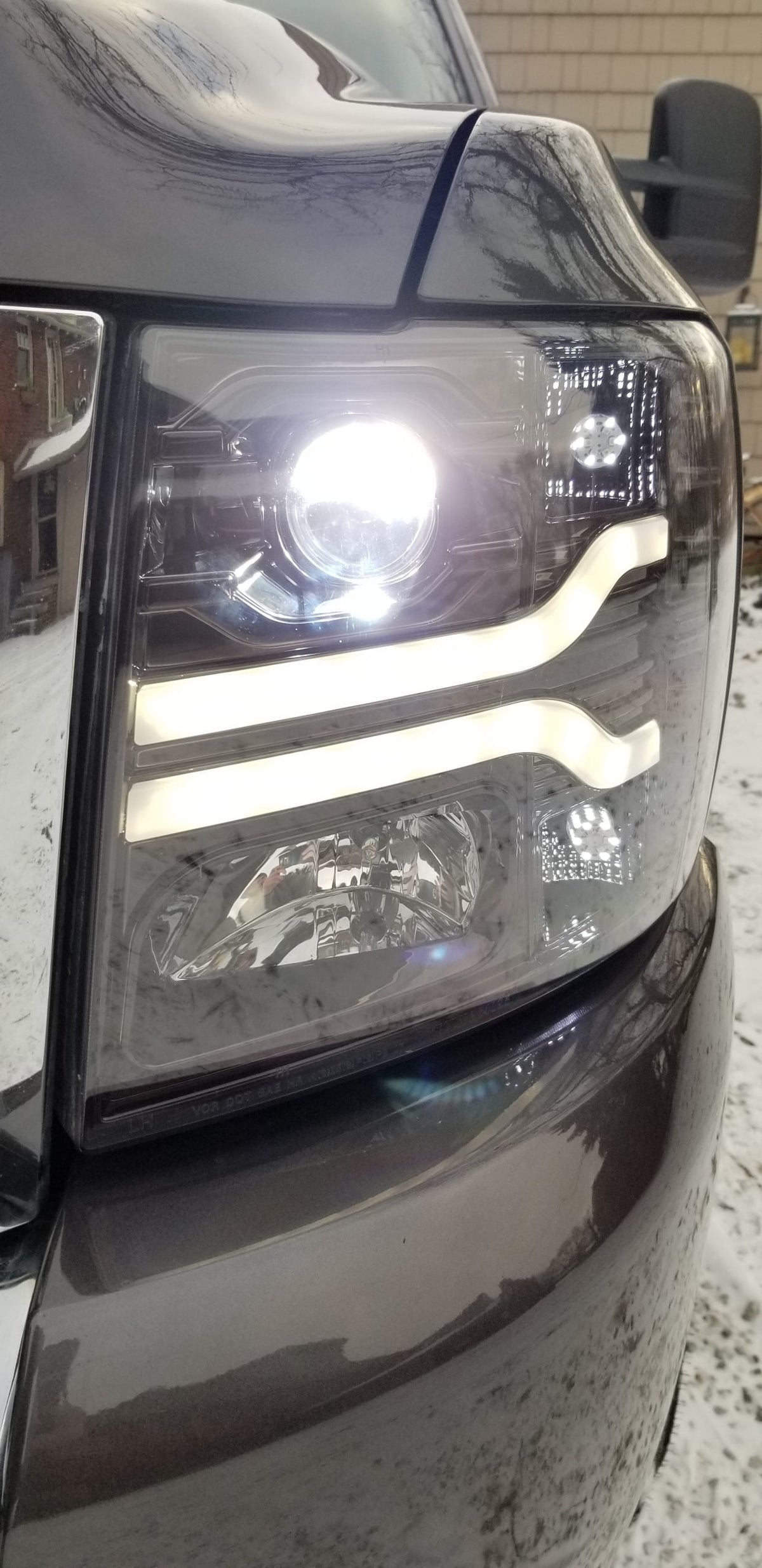 Chevrolet Silverado 07-13 (2nd Gen Single-Wheel 1500/2500/3500) Projector Headlights OLED Halos DRL - Multiple Styles