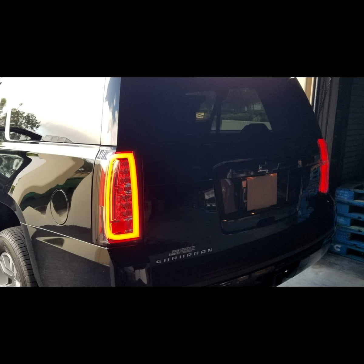 Chevy Tahoe & Suburban 15-20 OLED Bar Tail Lights OLED in Clear