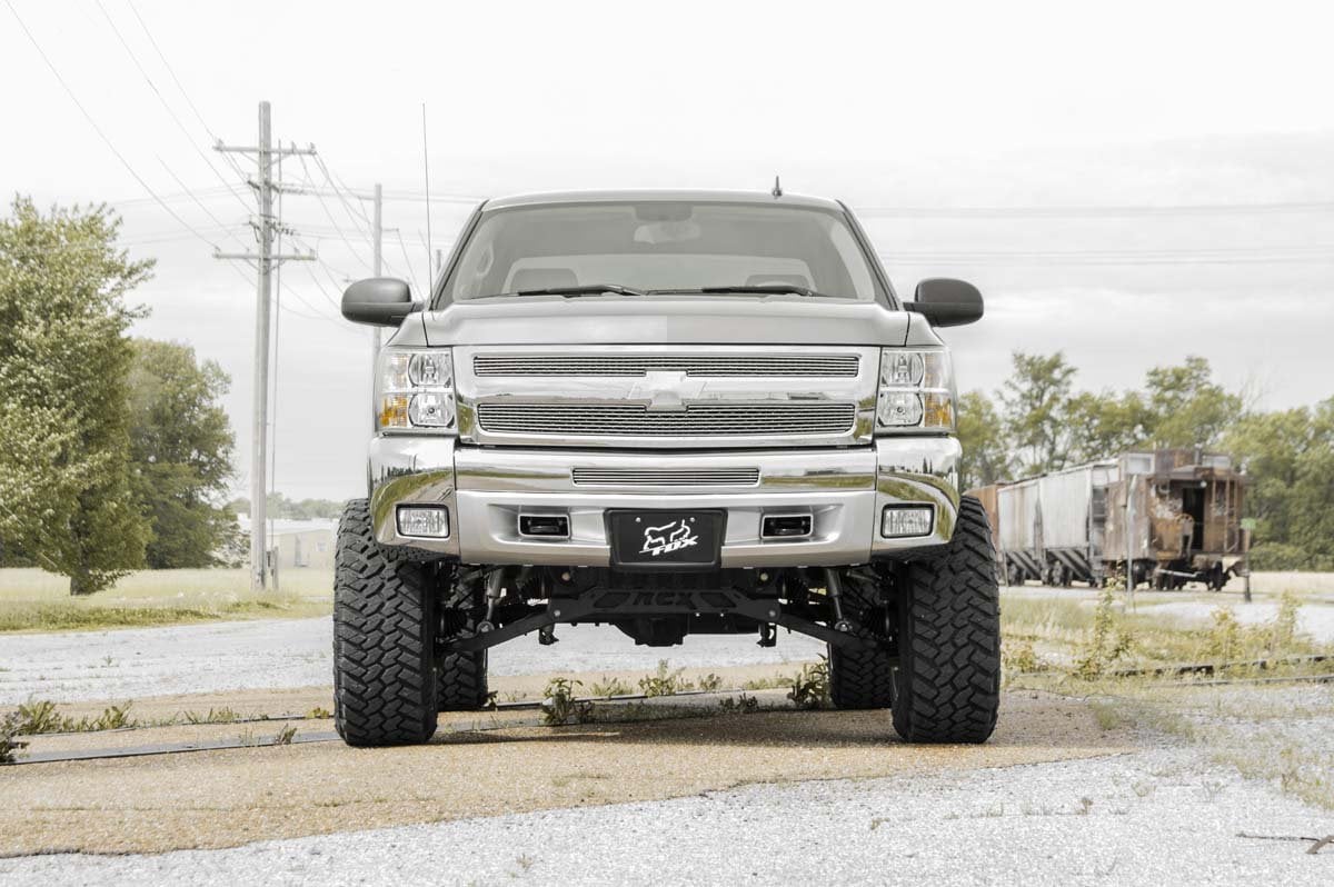 7.5 Inch Lift Kit Silverado/Sierra 1500 4WD (2007-2013) Rough Country