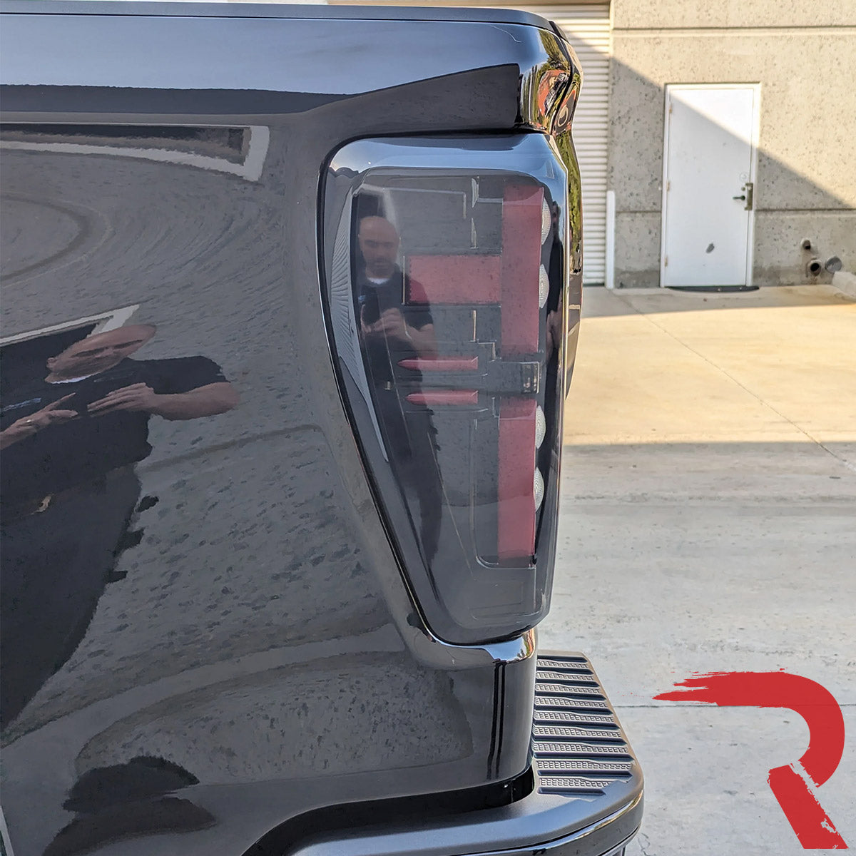 GMC Sierra 2500/3500 20-23 Ultra Bright OLED Tail Lights (Replaces Factory/OEM LED Tail Lights Only) - Multiple Lens