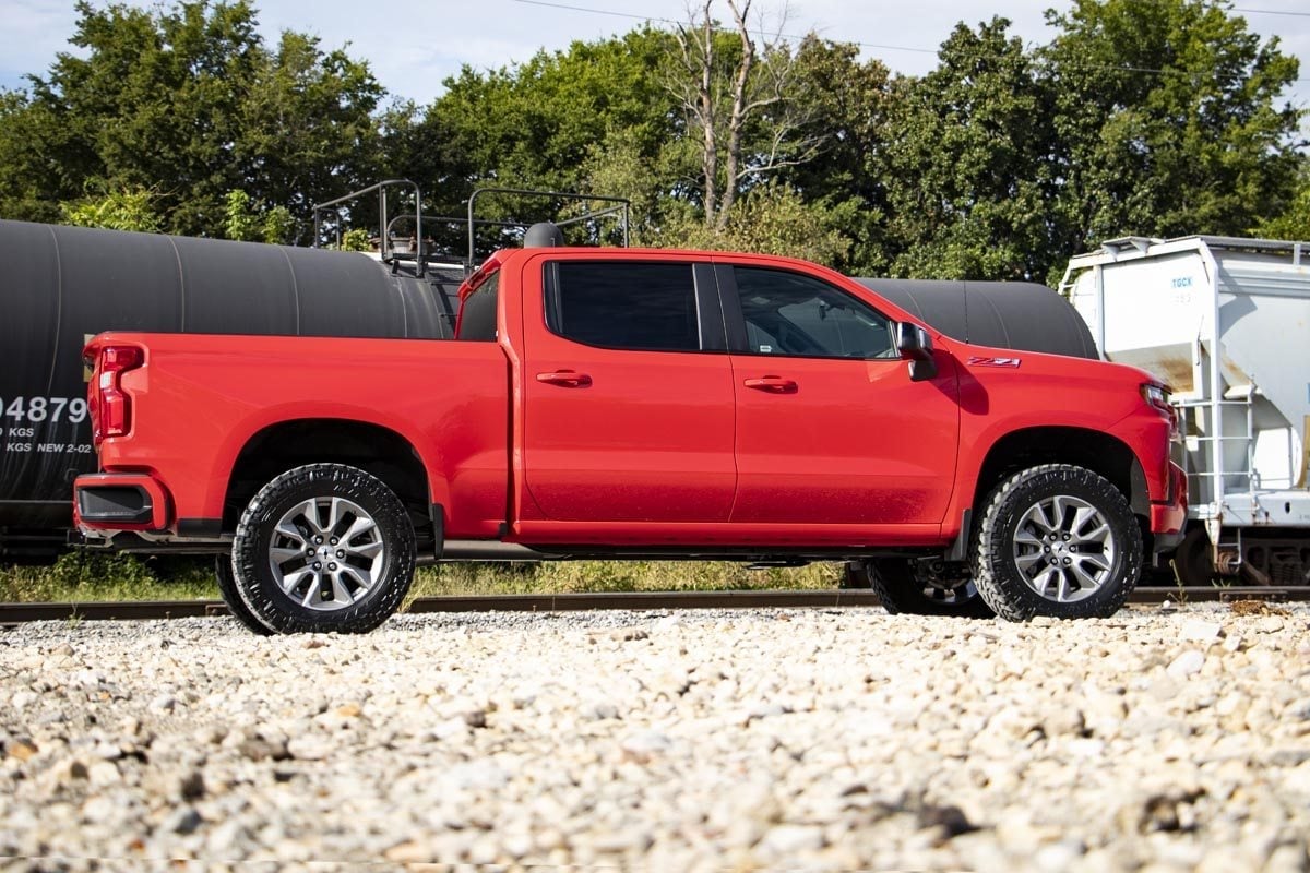 3.5 Inch Lift Kit Rear Mono Leaf Chevy Silverado 1500 2WD/4WD (2022-2024) Rough Country
