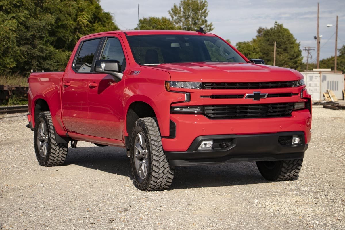 3.5 Inch Lift Kit N3 Struts Chevy Silverado 1500 2WD/4WD (2019-2024) Rough Country