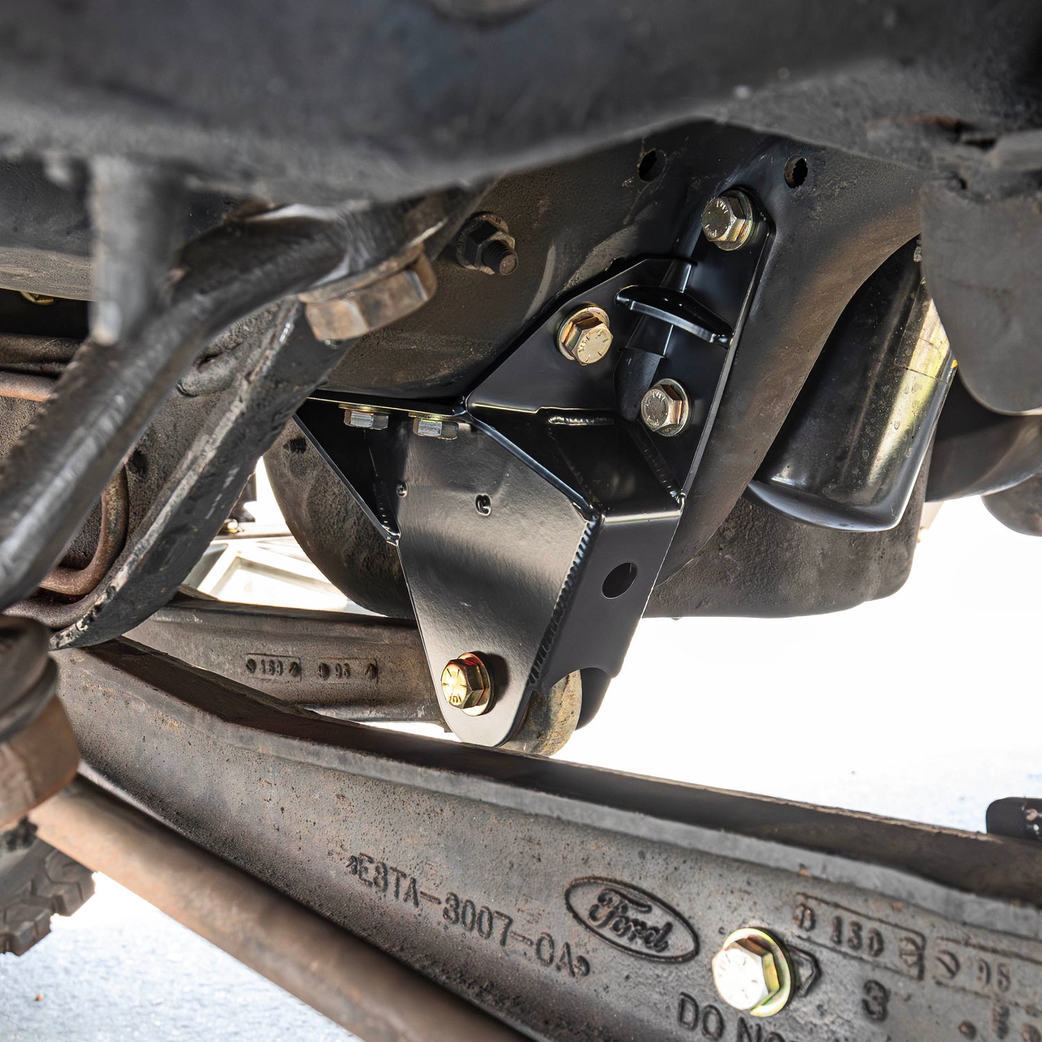 Desolate Motorsports F-250/F-350 2WD 4" Lift (BOLT ON) Front Only - 1992-1997 Ford F-Series Desolate Motorsports