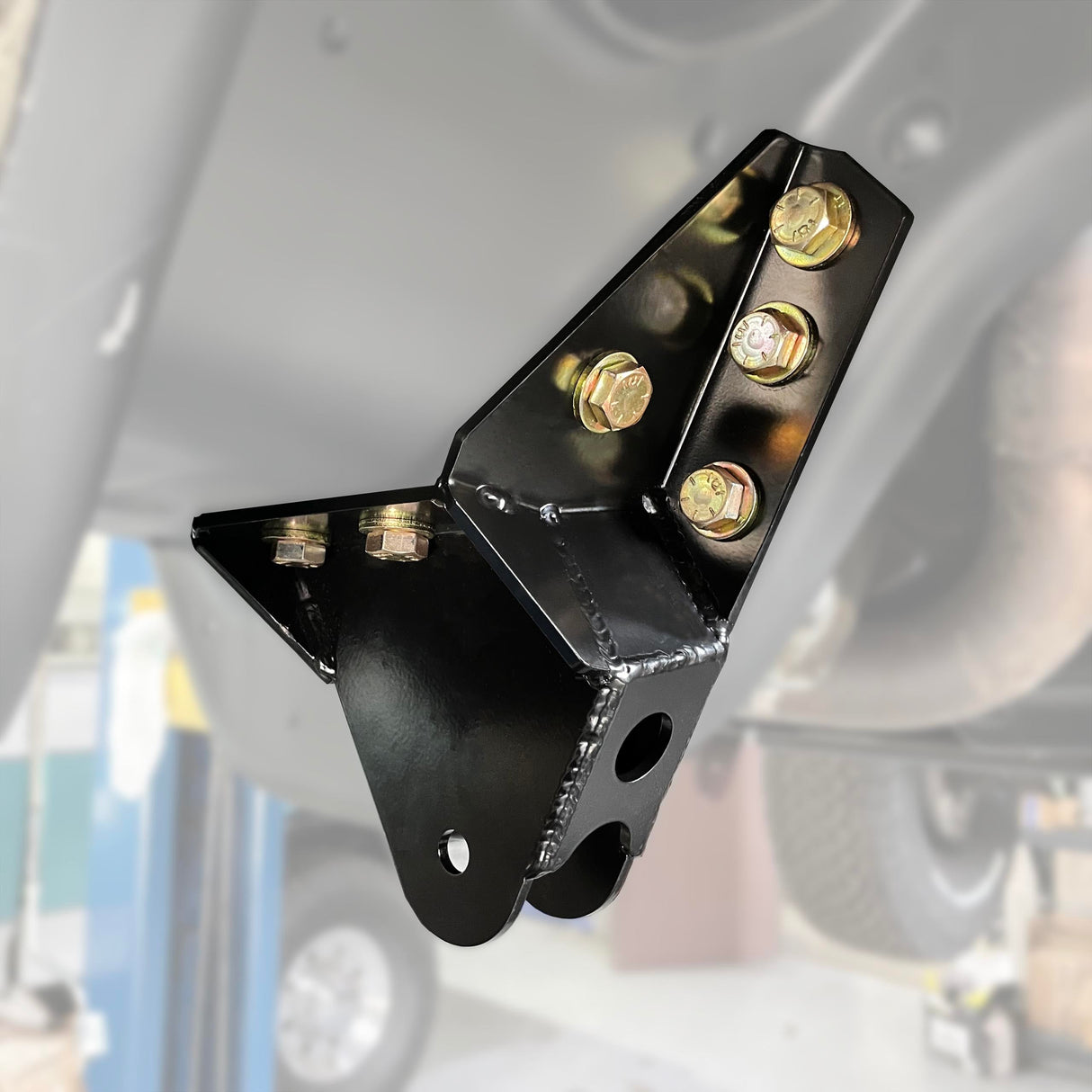 Desolate Motorsports 2" Beam Drop Brackets (fits 2wd & 4wd) - 1980-1997 Ford F-Series/Bronco Desolate Motorsports