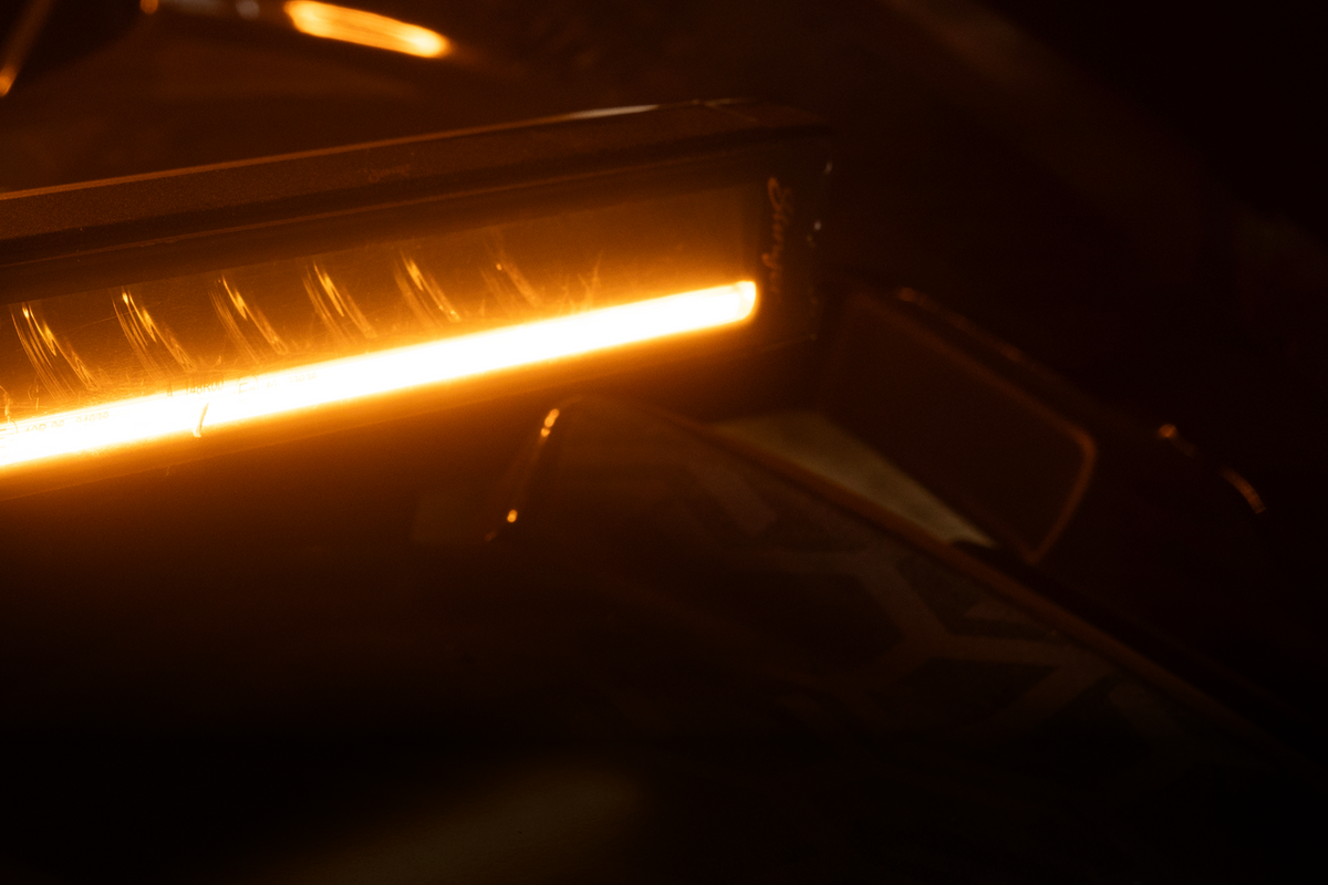 HEXCORE Universal 30" Straight LED Light Bar, Flood Beam with Amber & White Position Light | STL30LB Stinger