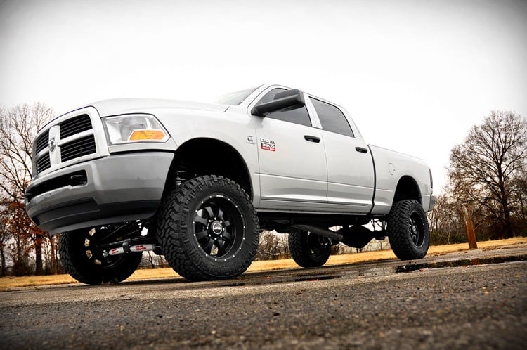 5 Inch Lift Kit Ram 2500 Mega Cab (11-13)/3500 Mega Cab (11-12) Rough Country