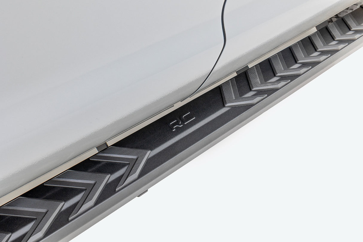 BA2 Running Boards Side Step Bars Crew Cab Toyota Tundra 2WD/4WD (07-21) Rough Country