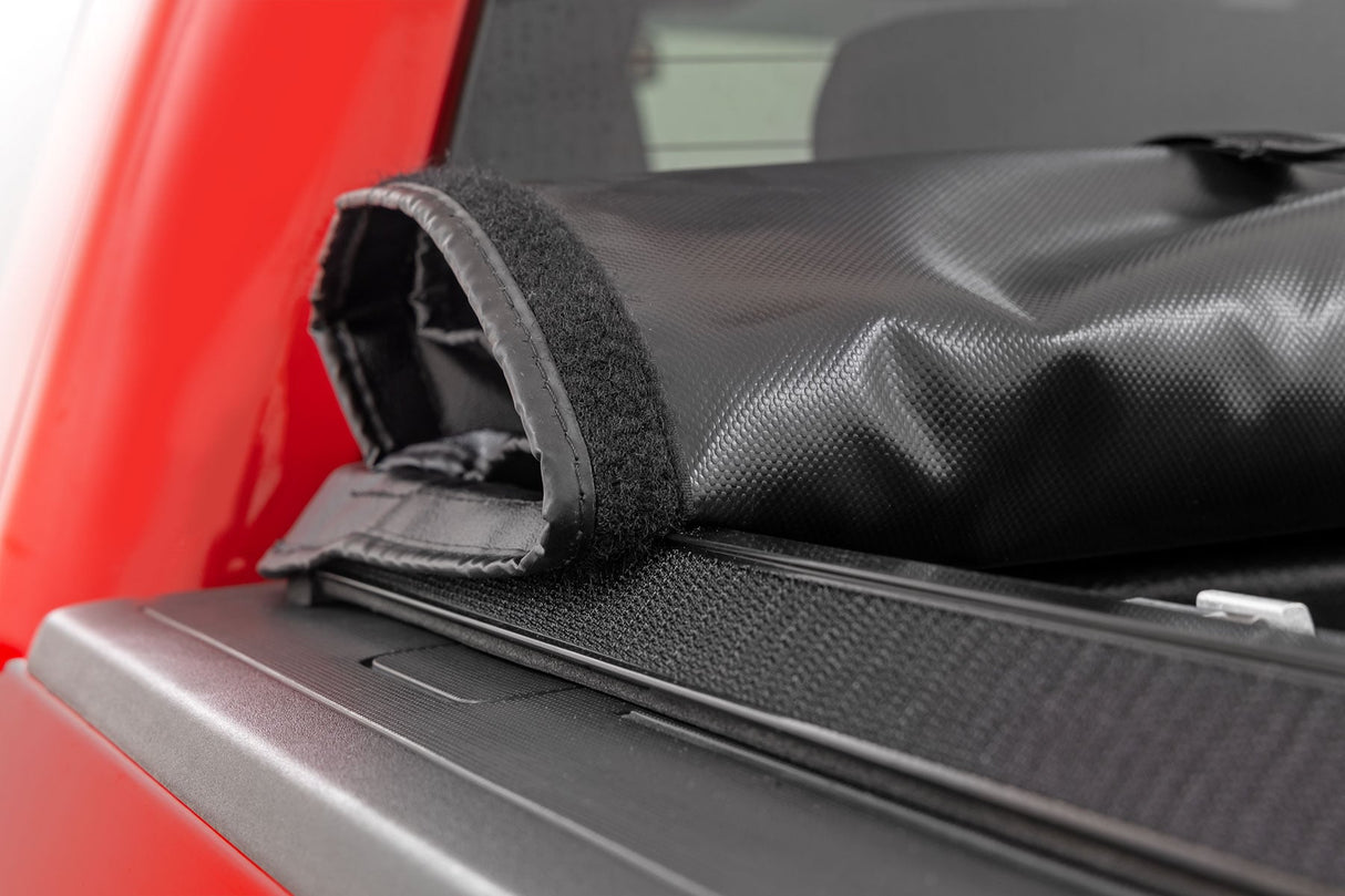 Soft Roll Up Bed Cover 5 Foot 9 Inch Bed Silverado/Sierra 1500 (14-18 & Classic) Rough Country