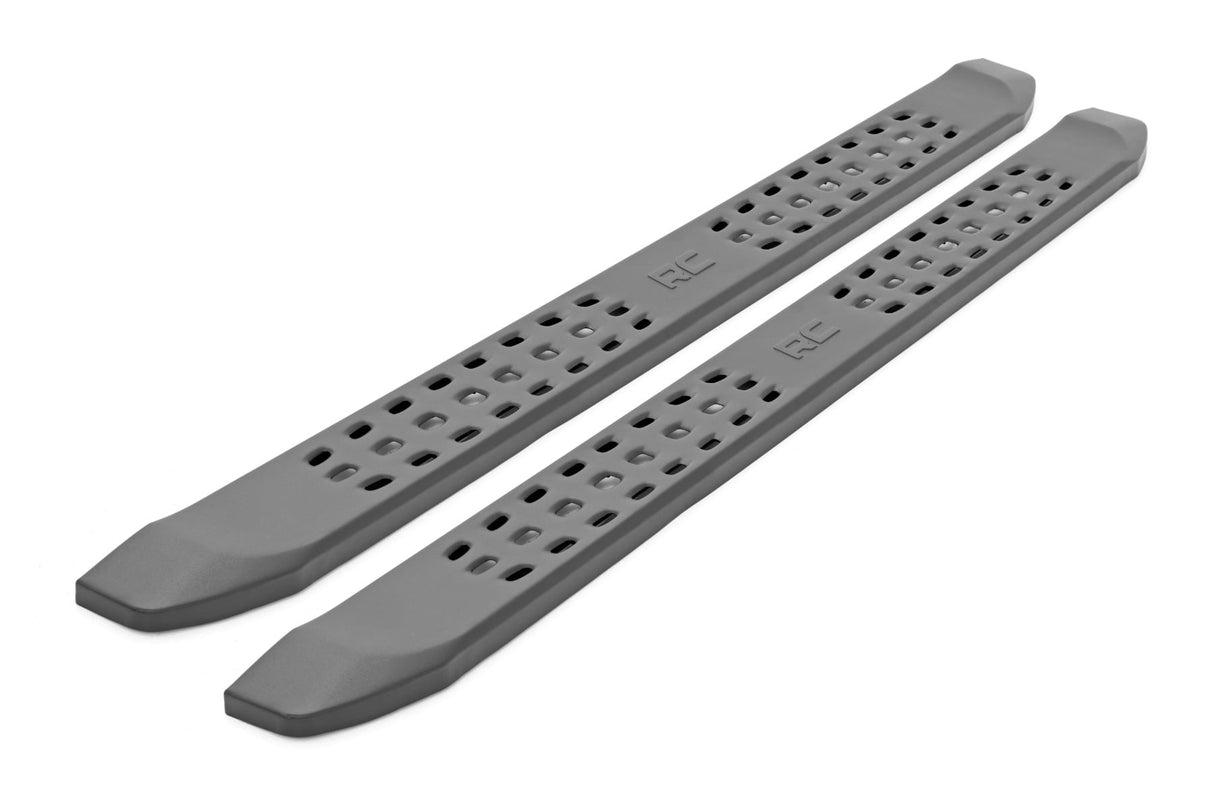 RPT2 Running Board Crew Cab Black Toyota Tundra 2WD/4WD (2007-2021) Rough Country