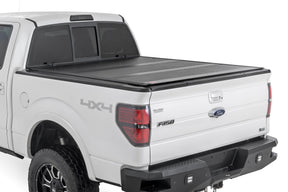 Hard Low Profile Bed Cover 5 Foot 7 Inch Bed Ford F-150 2WD/4WD (2004-2014) Rough Country