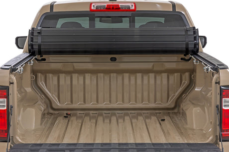 Hard Roll Up Bed Cover 5 Foot Bed Chevy/GMC Canyon/Colorado 2WD/4WD (23-26) Rough Country