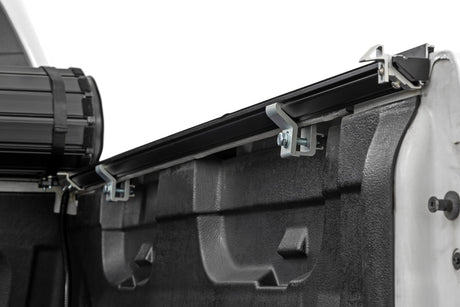 Hard Roll Up Bed Cover 5 Foot 9 Inch Bed Silverado/Sierra 1500 (07-13) Rough Country