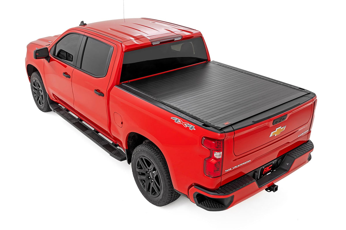 Hard Roll Up Bed Cover 6 Foot 7 Inch Bed Chevy/GMC Sierra 1500 (19-26)/Silverado 1500 (19-26) Rough Country