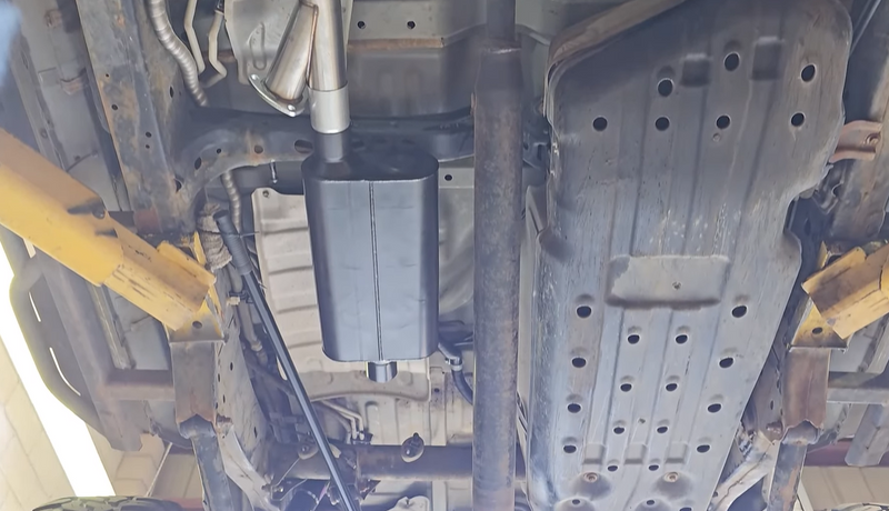 50 Series 2.5 3.0 Inches Offset In Center Out Exhaust Muffler | Flashark Flashark