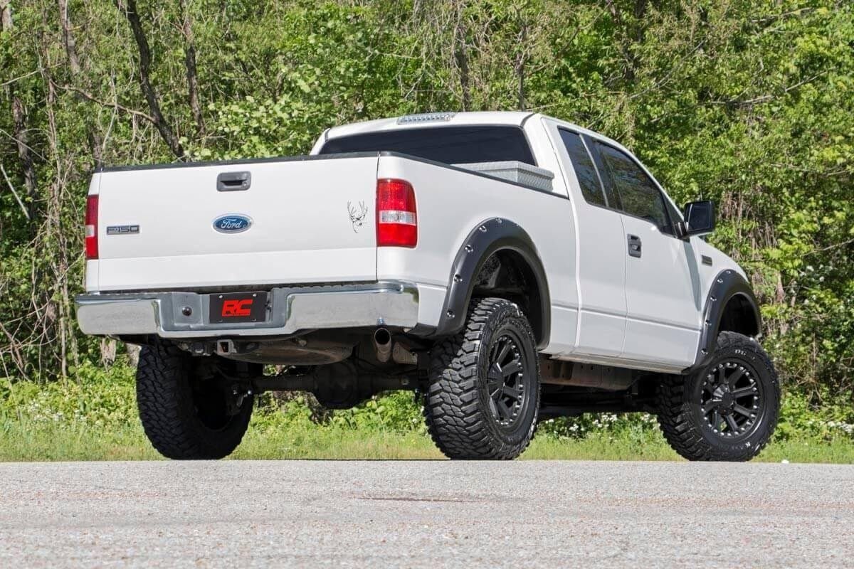 4 Inch Lift Kit Ford F-150 2WD (2004-2008) Rough Country
