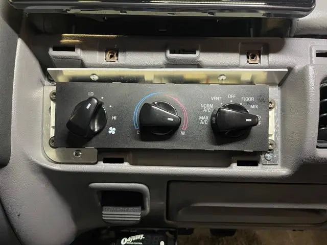 OBS Solutions OBSCCB Climate Control Repair Bracket - detail view