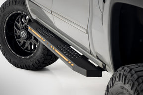 AC2 Running Boards Amber/White Crew Cab Silverado/Sierra 1500 (07-18) Rough Country